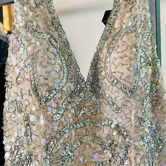 Caché Vintage Bsby Pink Sequined/Beaded embellished Halter Neck Dress Sz 4 - Picture 3 of 10